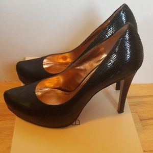 BCBG Generation Black Pumps
